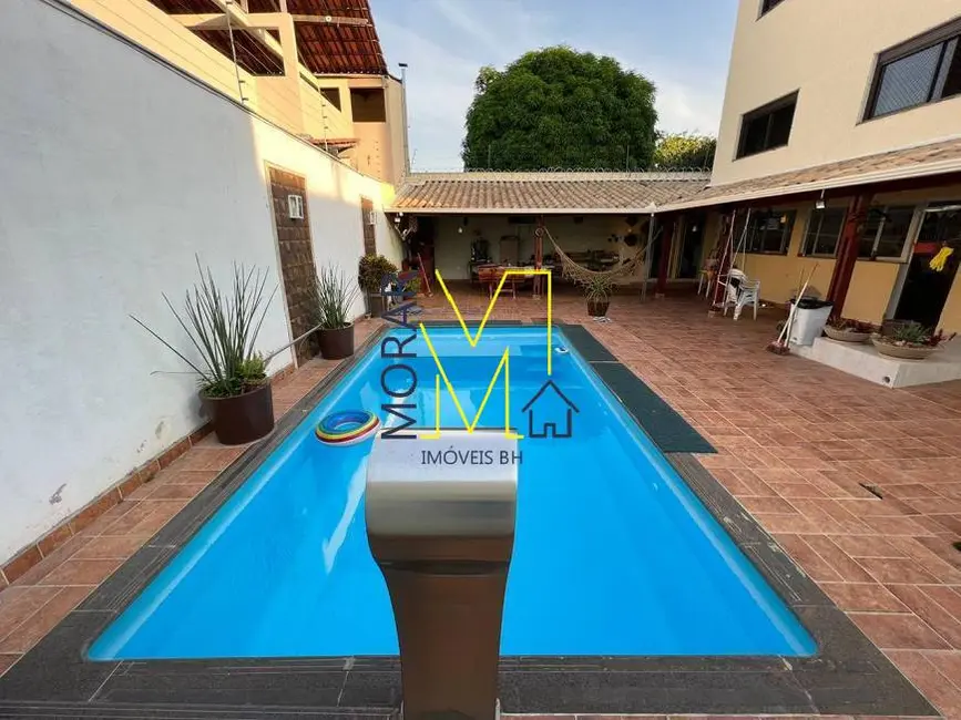 Casa com 5 quartos à venda, 360m2 em Copacabana, Belo Horizonte - MG - imagem 3 Foto 3 de Casa com 5 quartos à venda, 360m2 em Copacabana, Belo Horizonte - MG