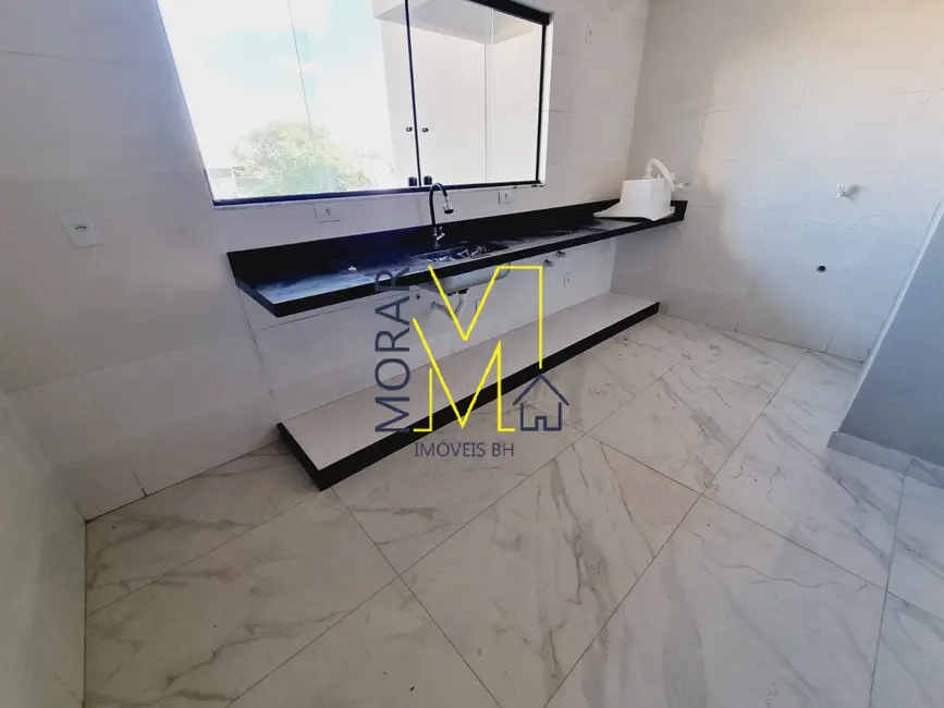 Foto 5 de Casa com 3 quartos à venda, 150m2 em Planalto, Belo Horizonte - MG