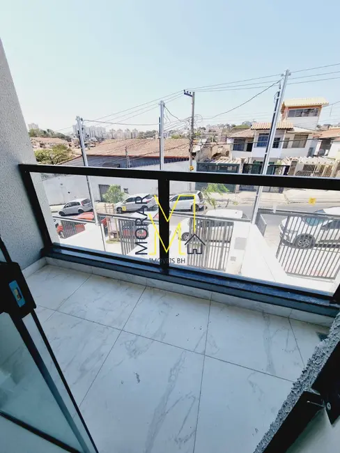 Foto 2 de Casa com 2 quartos à venda, 68m2 em Belo Horizonte - MG