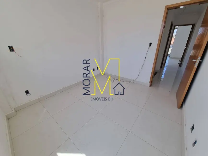 Foto 8 de Casa com 2 quartos à venda, 75m2 em Belo Horizonte - MG