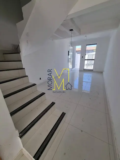 Foto 4 de Casa com 2 quartos à venda, 75m2 em Belo Horizonte - MG