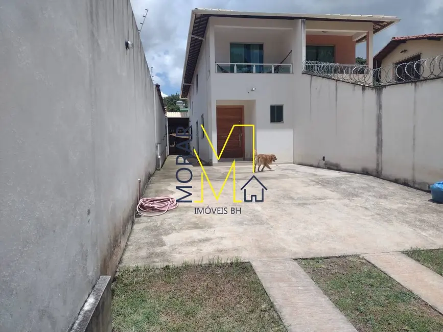 Foto 1 de Casa com 3 quartos à venda, 180m2 em Copacabana, Belo Horizonte - MG