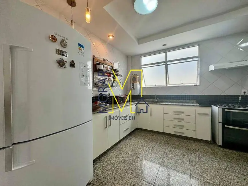 Cobertura com 4 quartos à venda, 172m2 em Itapoã, Belo Horizonte - MG - imagem 8 Foto 8 de Cobertura com 4 quartos à venda, 172m2 em Itapoã, Belo Horizonte - MG