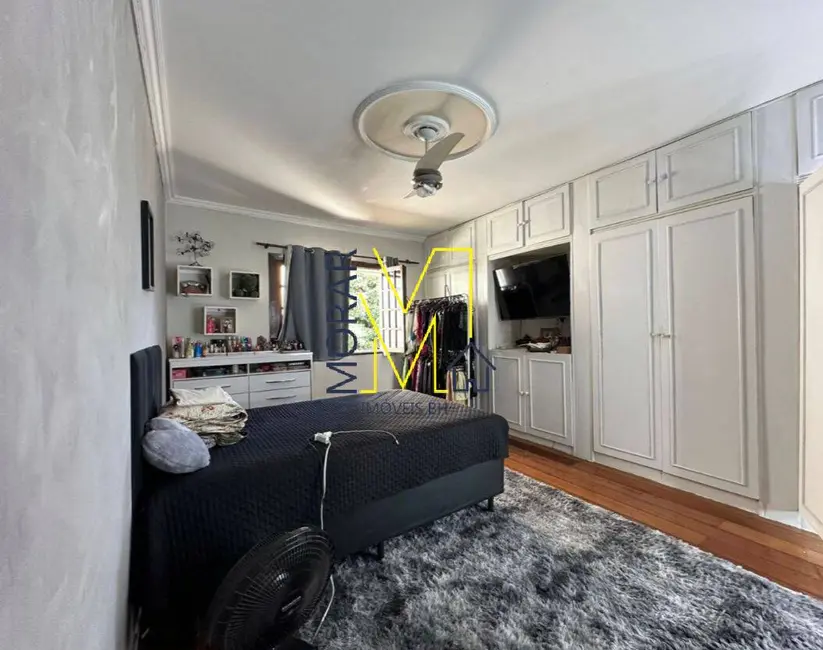 Casa com 3 quartos à venda, 400m2 em Santa Mônica, Belo Horizonte - MG - imagem 8 Foto 8 de Casa com 3 quartos à venda, 400m2 em Santa Mônica, Belo Horizonte - MG