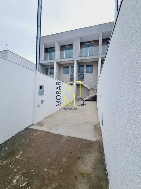 Foto 1 de Casa com 2 quartos à venda, 130m2 em Santa Branca, Belo Horizonte - MG