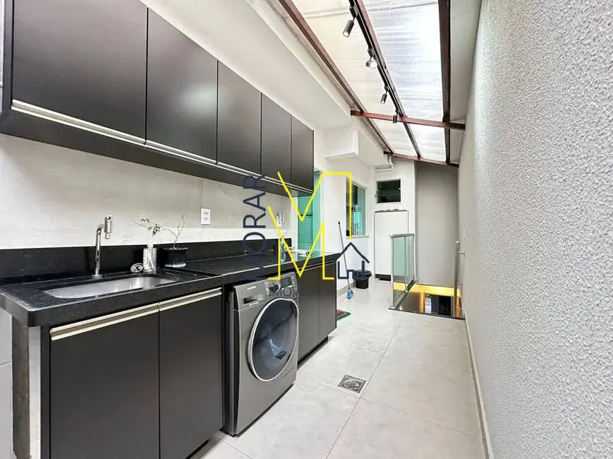 Casa com 3 quartos à venda, 200m2 em Santa Branca, Belo Horizonte - MG - imagem 8 Foto 8 de Casa com 3 quartos à venda, 200m2 em Santa Branca, Belo Horizonte - MG