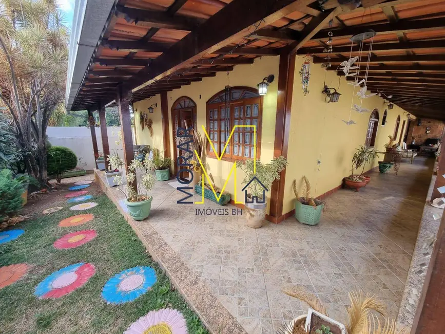 Foto 1 de Casa com 3 quartos à venda, 228m2 em Itapoã, Belo Horizonte - MG