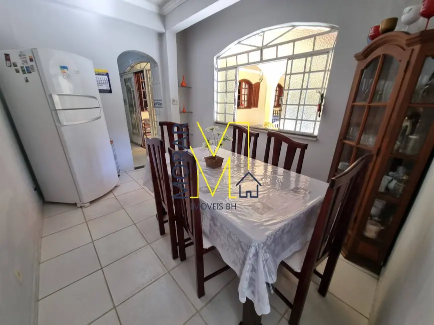 Foto 5 de Casa com 5 quartos à venda, 320m2 em Copacabana, Belo Horizonte - MG