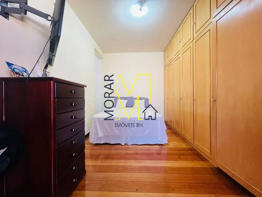 Casa com 4 quartos à venda, 260m2 em Santa Amélia, Belo Horizonte - MG - imagem 8 Foto 8 de Casa com 4 quartos à venda, 260m2 em Santa Amélia, Belo Horizonte - MG