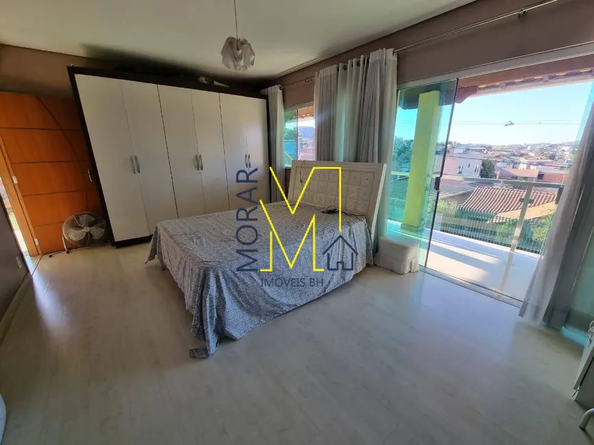 Casa com 4 quartos à venda, 253m2 em Rio Branco, Belo Horizonte - MG - imagem 5 Foto 5 de Casa com 4 quartos à venda, 253m2 em Rio Branco, Belo Horizonte - MG