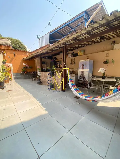 Foto 1 de Casa com 2 quartos à venda, 360m2 em Planalto, Belo Horizonte - MG