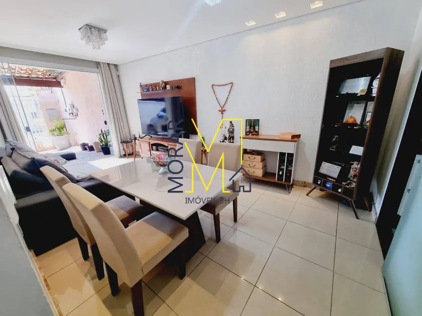 Casa com 3 quartos à venda, 220m2 em Céu Azul, Belo Horizonte - MG - imagem 4 Foto 4 de Casa com 3 quartos à venda, 220m2 em Céu Azul, Belo Horizonte - MG