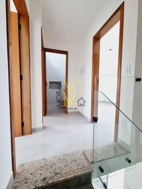 Casa com 3 quartos à venda, 18m2 em Candelária, Belo Horizonte - MG - imagem 7 Foto 7 de Casa com 3 quartos à venda, 18m2 em Candelária, Belo Horizonte - MG