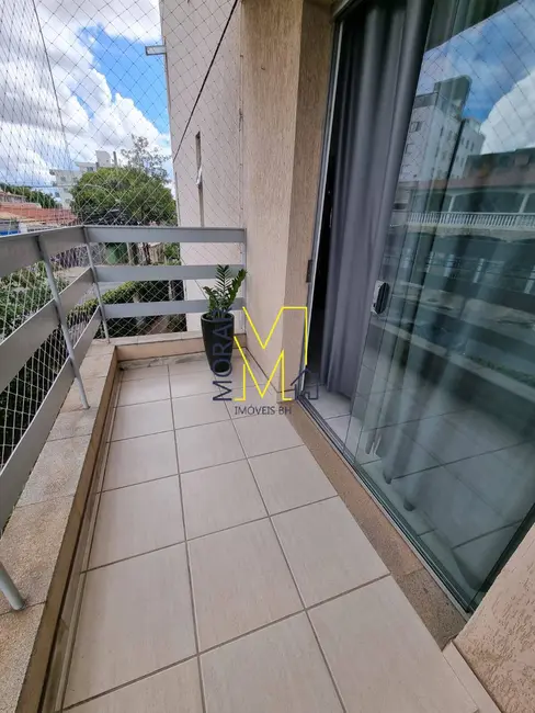 Foto 2 de Apartamento com 3 quartos à venda, 162m2 em Heliópolis, Belo Horizonte - MG