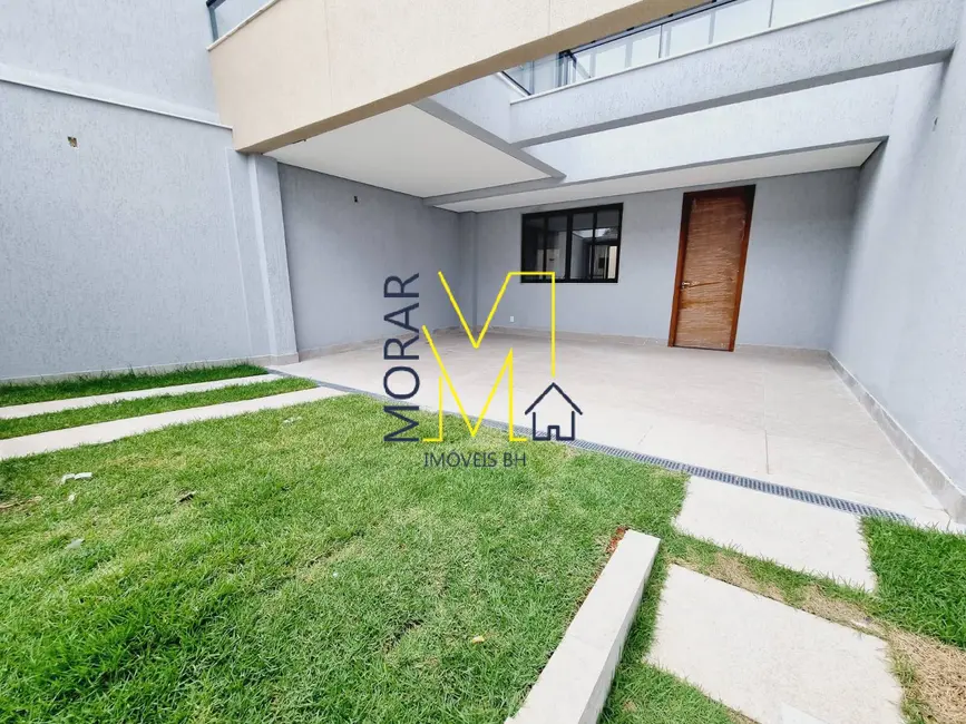 Foto 2 de Casa com 3 quartos à venda, 57m2 em Vila Cloris, Belo Horizonte - MG