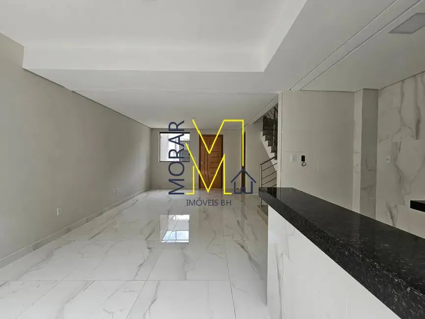 Foto 2 de Casa com 3 quartos à venda, 64m2 em Santa Mônica, Belo Horizonte - MG
