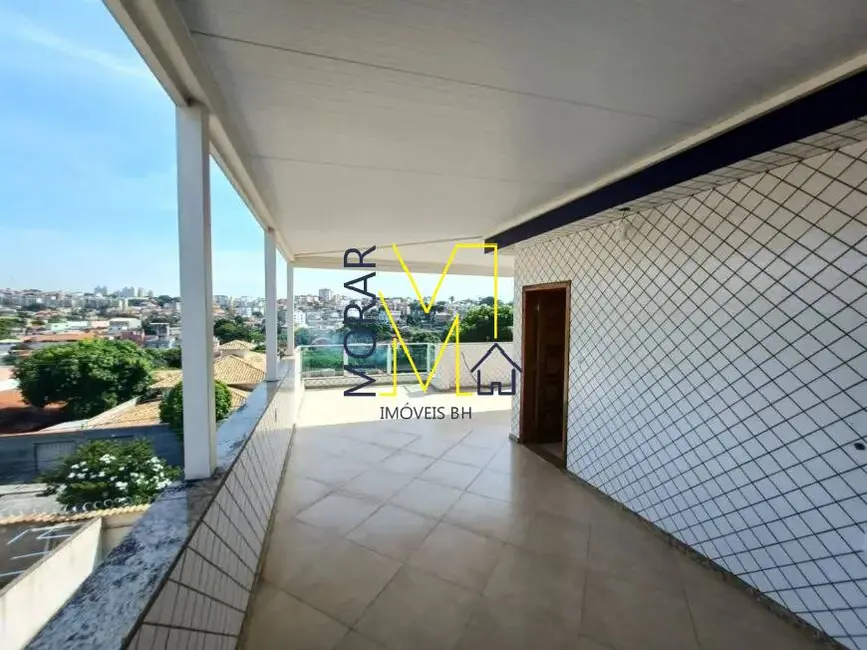 Foto 3 de Cobertura com 3 quartos à venda, 130m2 em Santa Mônica, Belo Horizonte - MG