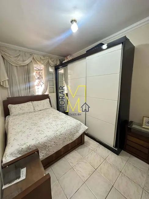 Casa com 2 quartos à venda, 81m2 em Santa Amélia, Belo Horizonte - MG - imagem 4 Foto 4 de Casa com 2 quartos à venda, 81m2 em Santa Amélia, Belo Horizonte - MG