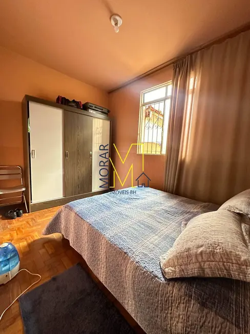 Casa com 4 quartos à venda, 203m2 em Santa Amélia, Belo Horizonte - MG - imagem 3 Foto 3 de Casa com 4 quartos à venda, 203m2 em Santa Amélia, Belo Horizonte - MG