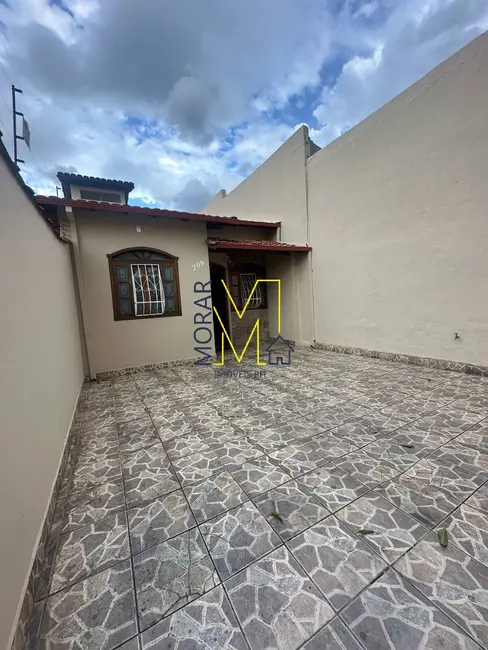 Foto 1 de Casa com 2 quartos à venda, 76m2 em Santa Amélia, Belo Horizonte - MG