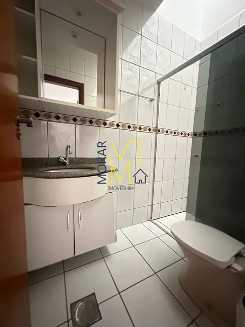 Foto 8 de Casa com 2 quartos à venda, 76m2 em Santa Amélia, Belo Horizonte - MG