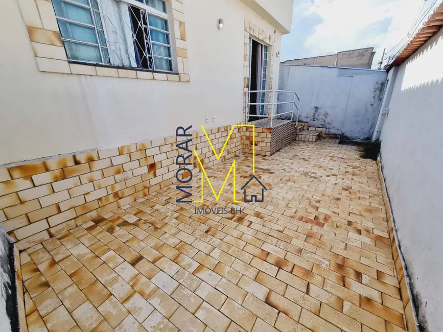 Casa com 2 quartos à venda, 154m2 em Copacabana, Belo Horizonte - MG - imagem 2 Foto 2 de Casa com 2 quartos à venda, 154m2 em Copacabana, Belo Horizonte - MG