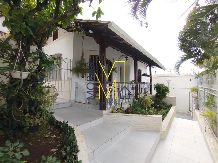 Casa com 3 quartos à venda, 310m2 em Itapoã, Belo Horizonte - MG - imagem 5 Foto 5 de Casa com 3 quartos à venda, 310m2 em Itapoã, Belo Horizonte - MG