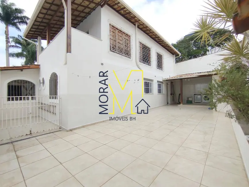 Casa com 3 quartos à venda, 310m2 em Itapoã, Belo Horizonte - MG - imagem 2 Foto 2 de Casa com 3 quartos à venda, 310m2 em Itapoã, Belo Horizonte - MG