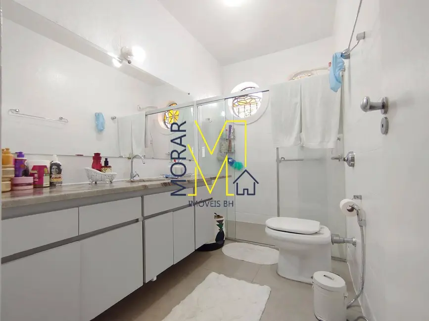 Casa com 3 quartos à venda, 310m2 em Itapoã, Belo Horizonte - MG - imagem 4 Foto 4 de Casa com 3 quartos à venda, 310m2 em Itapoã, Belo Horizonte - MG