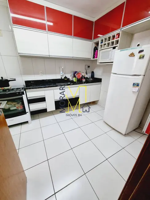 Casa com 3 quartos à venda, 138m2 em Planalto, Belo Horizonte - MG - imagem 4 Foto 4 de Casa com 3 quartos à venda, 138m2 em Planalto, Belo Horizonte - MG