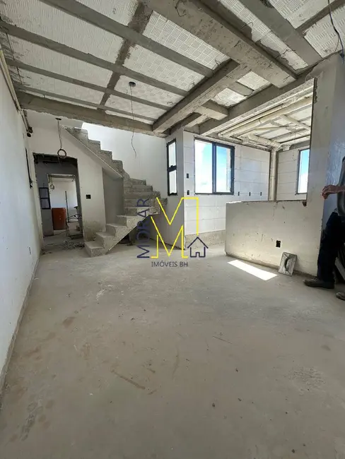 Cobertura com 3 quartos à venda, 130m2 em Planalto, Belo Horizonte - MG - imagem 4 Foto 4 de Cobertura com 3 quartos à venda, 130m2 em Planalto, Belo Horizonte - MG