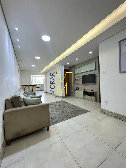 Foto 2 de Casa com 4 quartos à venda, 87m2 em Santa Amélia, Belo Horizonte - MG