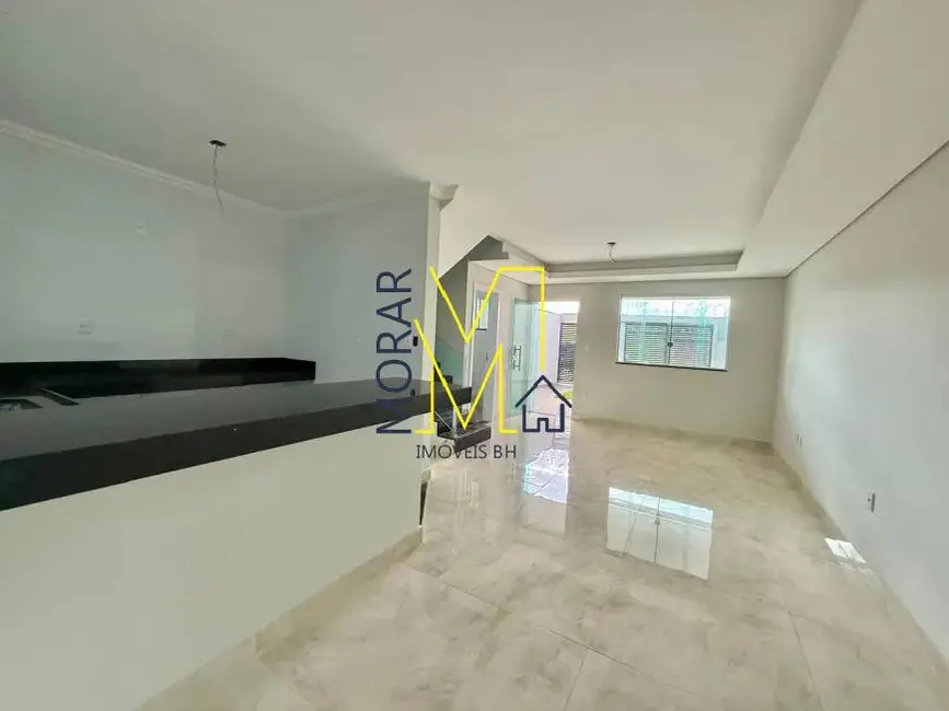 Casa com 3 quartos à venda, 130m2 em Candelária, Belo Horizonte - MG - imagem 3 Foto 3 de Casa com 3 quartos à venda, 130m2 em Candelária, Belo Horizonte - MG