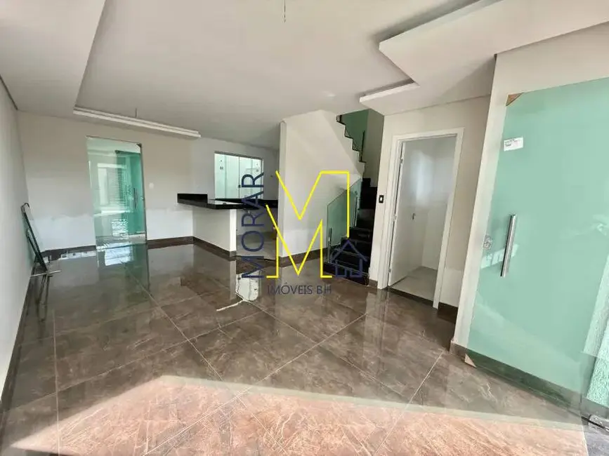 Foto 2 de Casa com 3 quartos à venda, 110m2 em Candelária, Belo Horizonte - MG