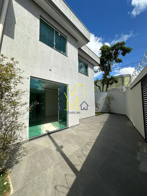 Foto 1 de Casa com 3 quartos à venda, 150m2 em Candelária, Belo Horizonte - MG
