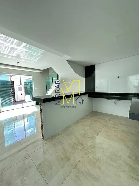 Casa com 3 quartos à venda, 150m2 em Candelária, Belo Horizonte - MG - imagem 3 Foto 3 de Casa com 3 quartos à venda, 150m2 em Candelária, Belo Horizonte - MG