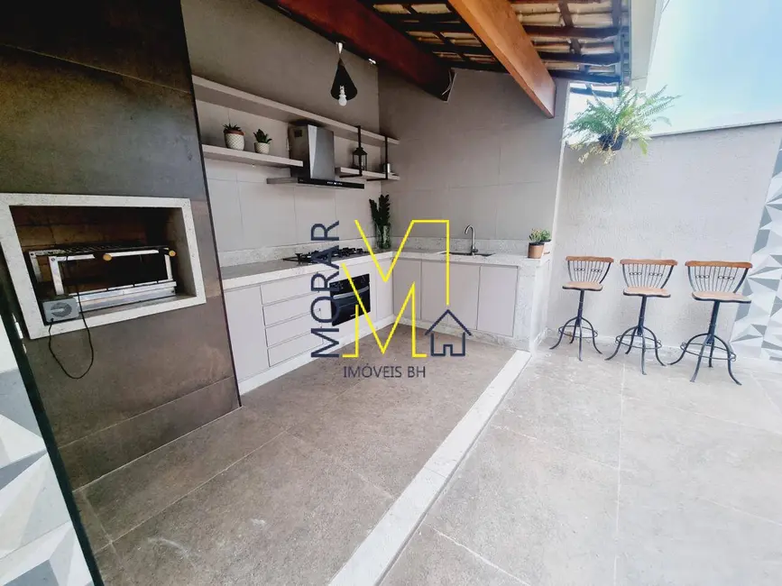 Foto 1 de Casa com 3 quartos à venda, 180m2 em Santa Mônica, Belo Horizonte - MG
