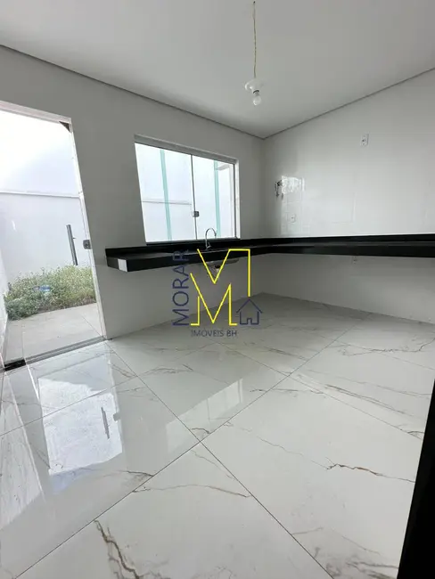 Foto 4 de Casa com 3 quartos à venda, 117m2 em Planalto, Belo Horizonte - MG