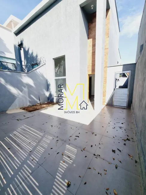 Casa com 4 quartos à venda, 150m2 em Beija Flor, Belo Horizonte - MG - imagem 1 Foto 1 de Casa com 4 quartos à venda, 150m2 em Beija Flor, Belo Horizonte - MG