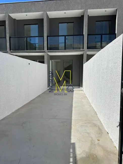 Casa com 2 quartos à venda, 35m2 em Belo Horizonte - MG - imagem 1 Foto 1 de Casa com 2 quartos à venda, 35m2 em Belo Horizonte - MG