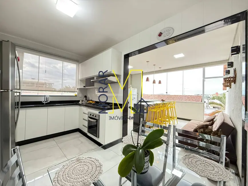 Casa com 3 quartos à venda, 180m2 em Santa Amélia, Belo Horizonte - MG - imagem 3 Foto 3 de Casa com 3 quartos à venda, 180m2 em Santa Amélia, Belo Horizonte - MG