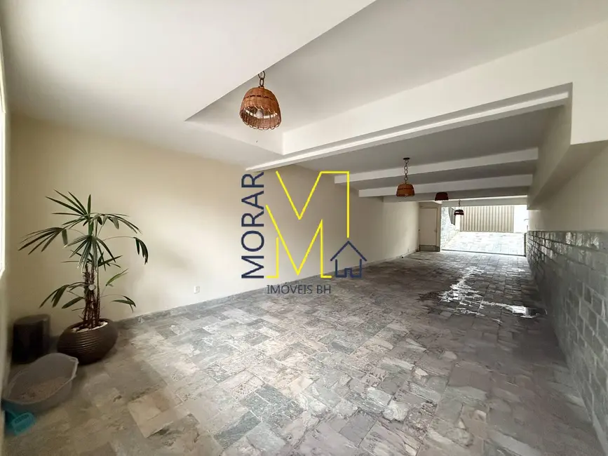 Casa com 3 quartos à venda, 180m2 em Santa Amélia, Belo Horizonte - MG - imagem 8 Foto 8 de Casa com 3 quartos à venda, 180m2 em Santa Amélia, Belo Horizonte - MG