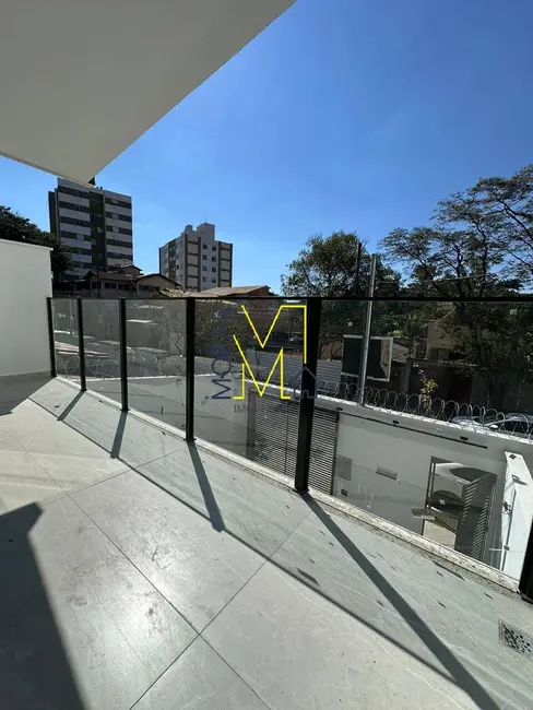 Foto 3 de Casa com 3 quartos à venda, 63m2 em Planalto, Belo Horizonte - MG