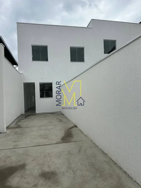 Casa com 2 quartos à venda, 60m2 em Jardim Leblon, Belo Horizonte - MG - imagem 2 Foto 2 de Casa com 2 quartos à venda, 60m2 em Jardim Leblon, Belo Horizonte - MG