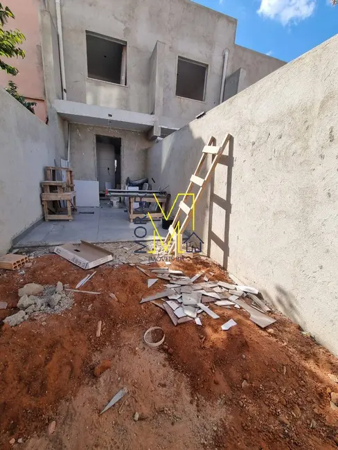 Foto 6 de Casa com 2 quartos à venda, 60m2 em Jardim Leblon, Belo Horizonte - MG