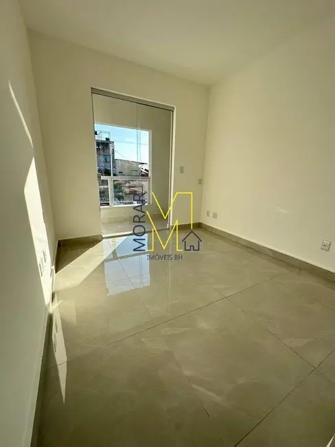 Foto 2 de Casa com 2 quartos à venda, 34m2 em Floramar, Belo Horizonte - MG