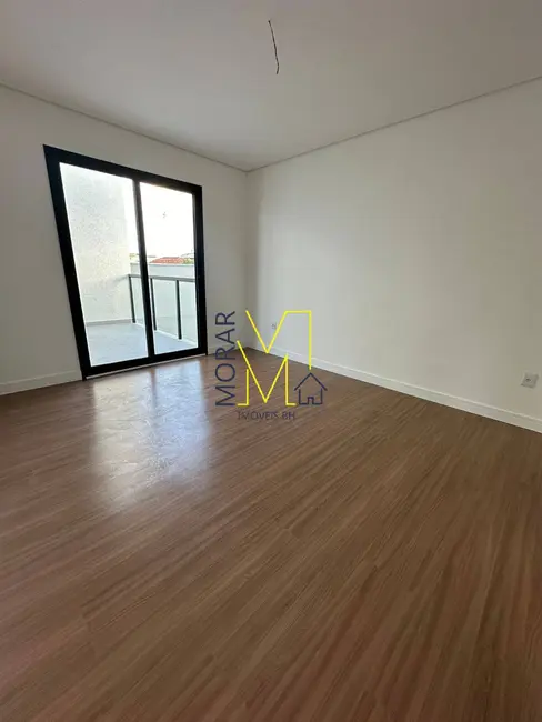 Foto 3 de Casa com 3 quartos à venda, 84m2 em Planalto, Belo Horizonte - MG