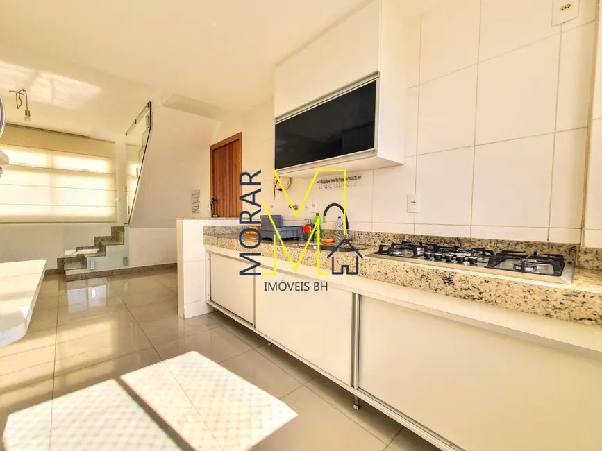 Foto 2 de Cobertura com 3 quartos à venda, 150m2 em Planalto, Belo Horizonte - MG