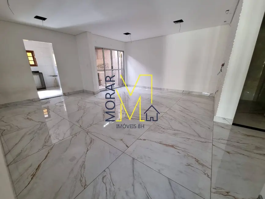 Foto 2 de Casa com 3 quartos à venda, 90m2 em Santa Mônica, Belo Horizonte - MG