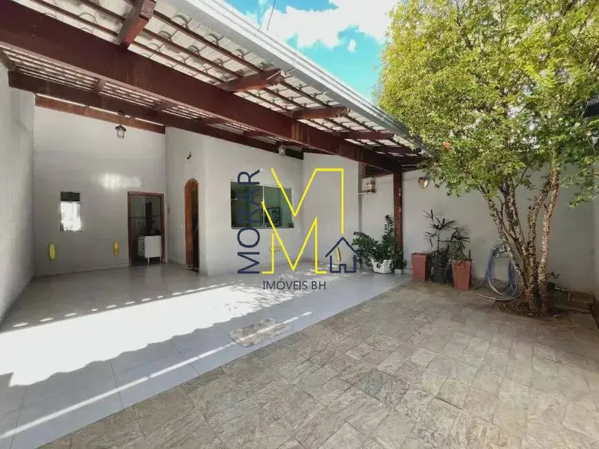 Foto 1 de Casa com 3 quartos à venda, 110m2 em Planalto, Belo Horizonte - MG